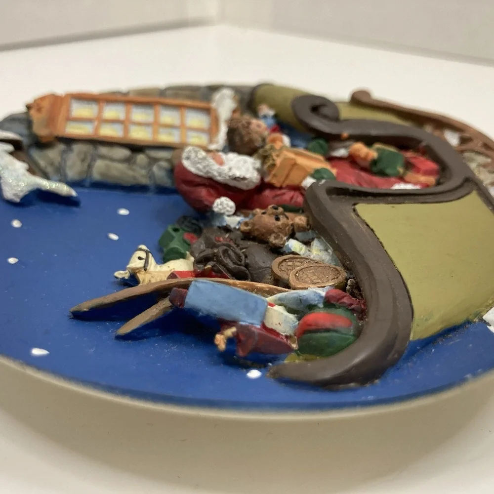Vintage Christmas Decor Plate 